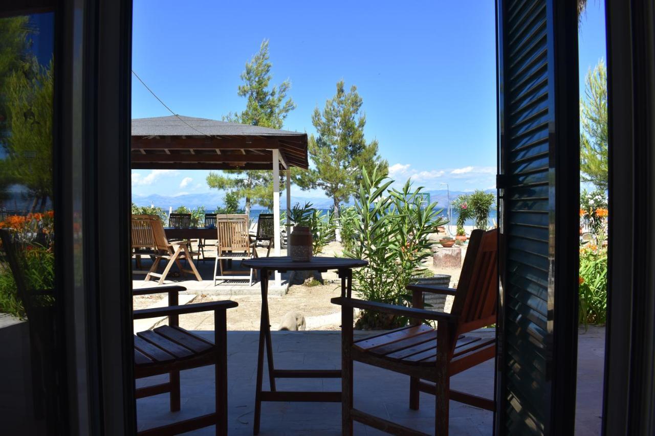 Bouka Beachfront Bungalows Agios Nikolaos  Dış mekan fotoğraf